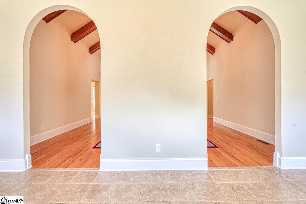 Property image 4 at 409 Lakecrest Drive, Spartanburg, SC 29301