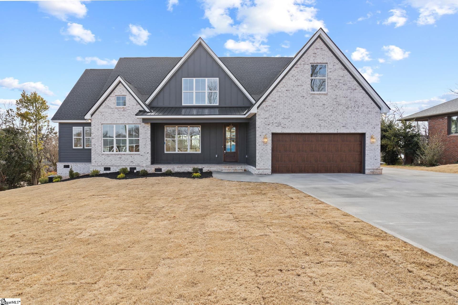Burgiss Hills, Greer Community
