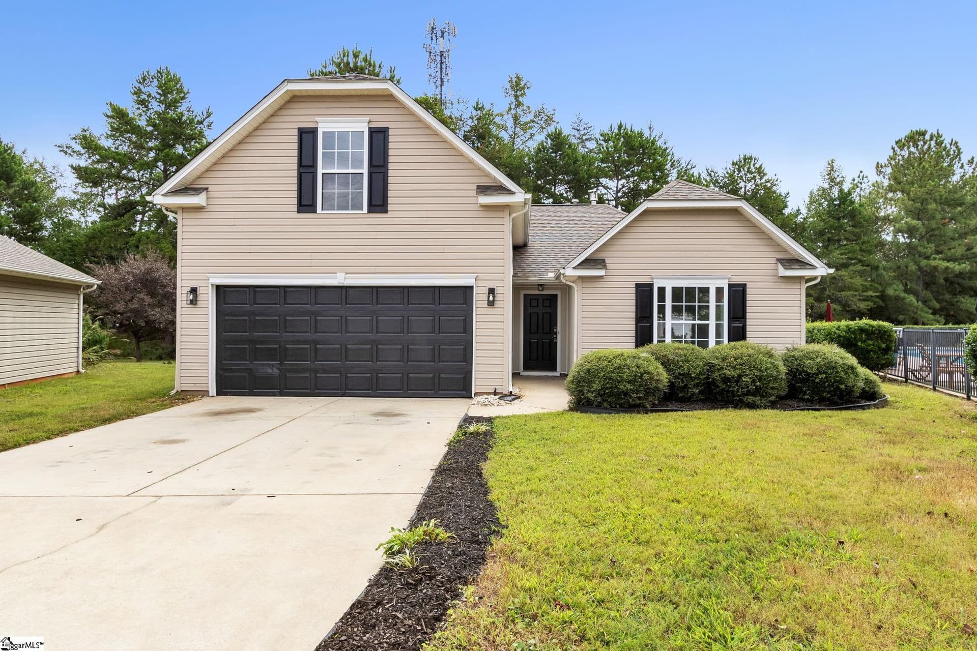 Property image 1 at 402 Flanders Court, Greenville, SC 20607