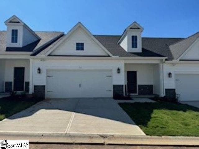 Property image 1 at 707 Isleworth Lane, Greenville, SC 29611