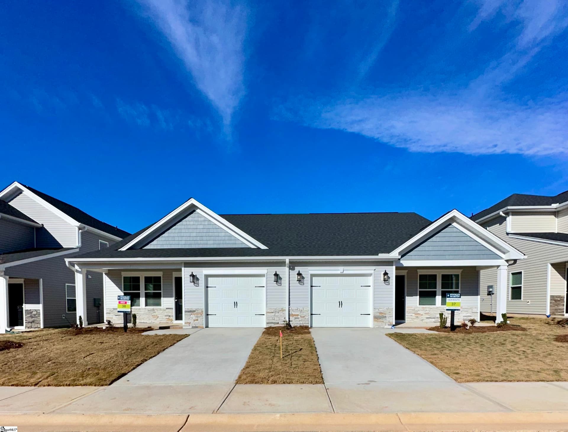 Property image 1 at 529 Winding Meadow Lane, Greenville, SC 29607