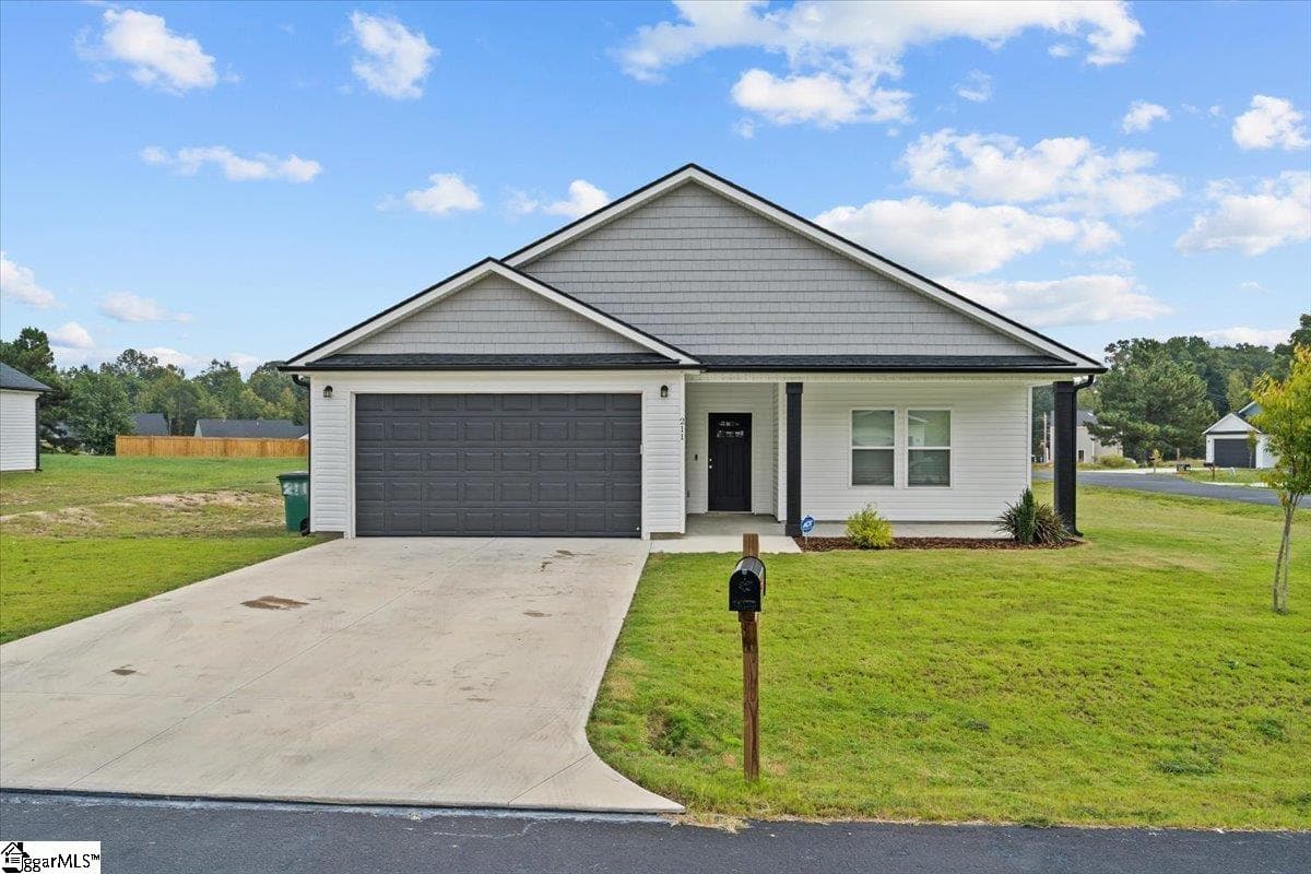 Property image 1 at 211 Essex Drive, Clinton, SC 29325