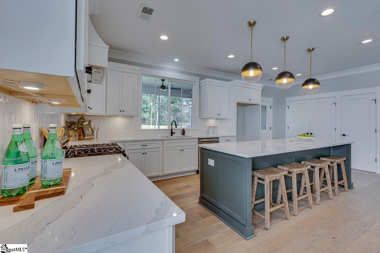 Property image 3 at 1019 Jacobs Road, Greenville, SC 29605