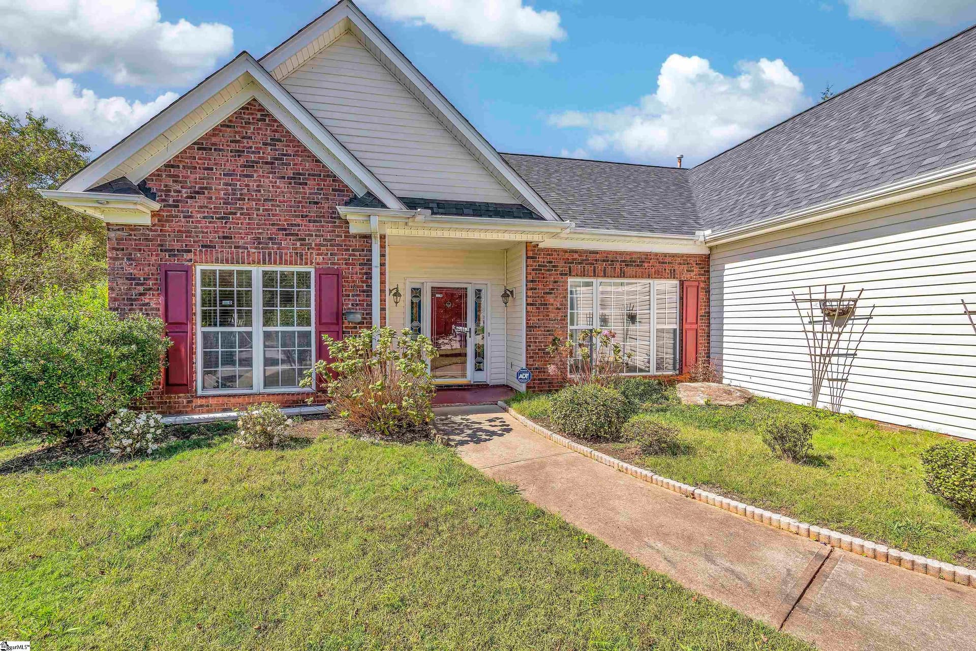 Property image 3 at 516 Walkingstick Way, Simpsonville, SC 29680