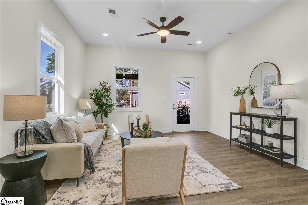 Property image 3 at 271 Beacon Street, Greenville, SC 29605