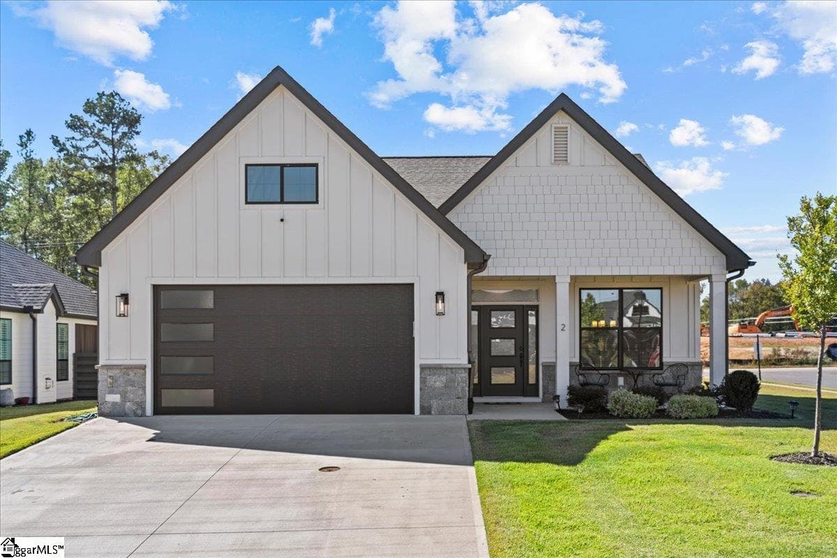 2 Winding Rock Road