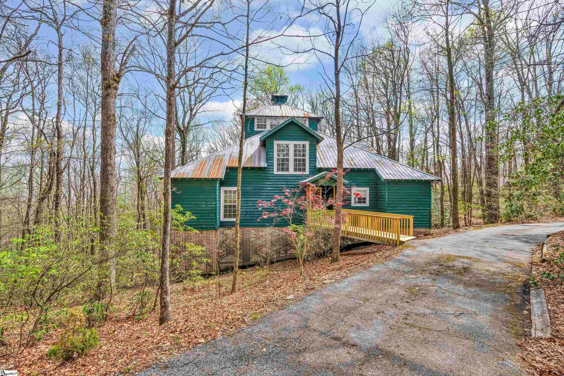 Property image 3 at 304 Cliff Ridge Drive, Cleveland, SC 29635