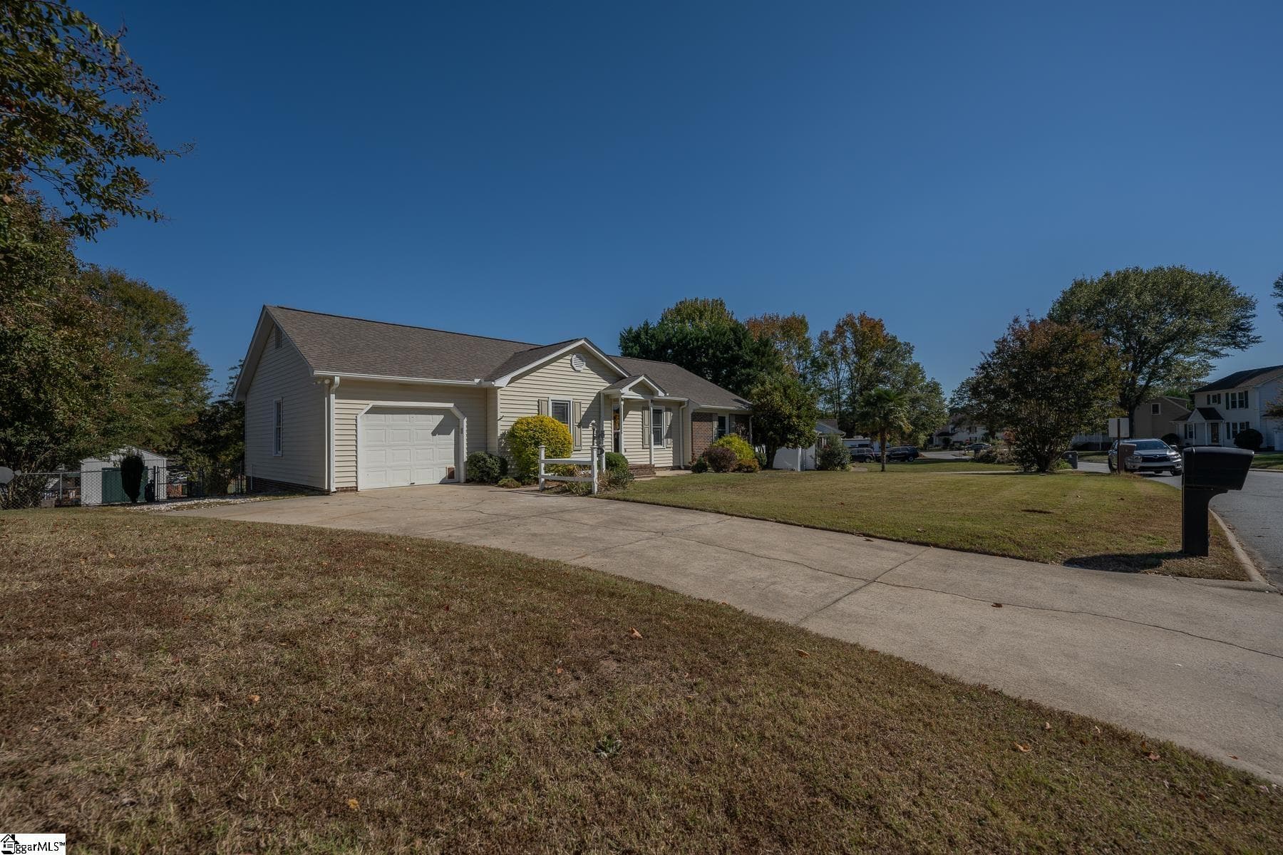 Property image 2 at 10 Chosen Court, Greer, SC 29650