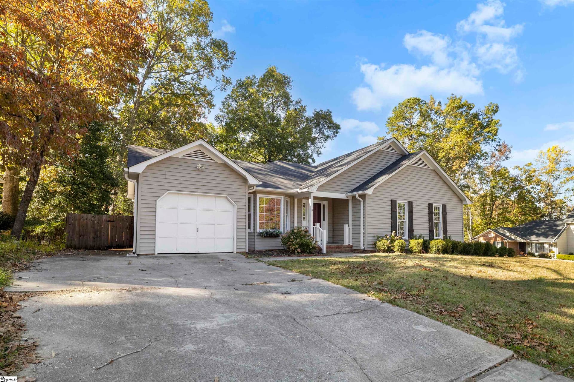 Property image 2 at 2 Ashley Lane, Taylors, SC 29687