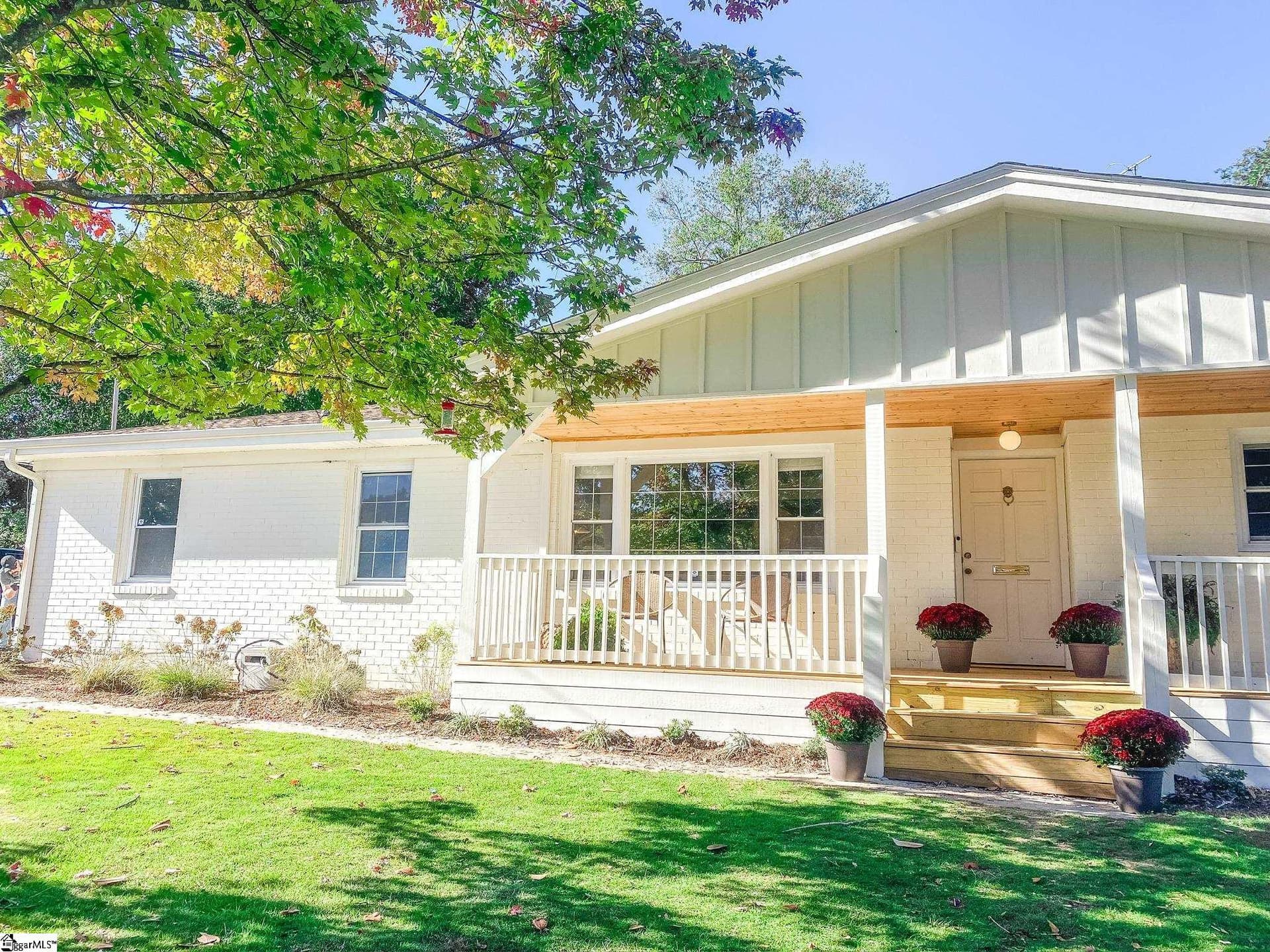 Property image 2 at 23 Hampton Court, Greenville, SC 29609