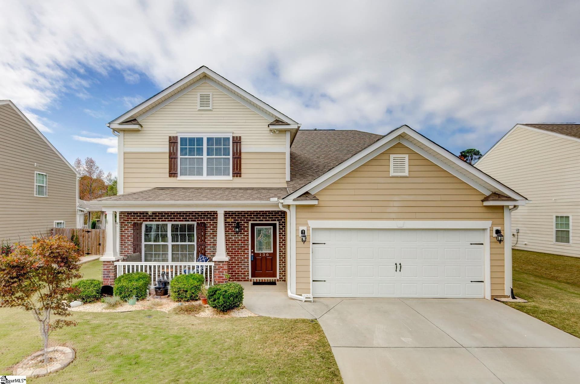Property image 1 at 136 Hartwood Lake Lane, Greer, SC 29650