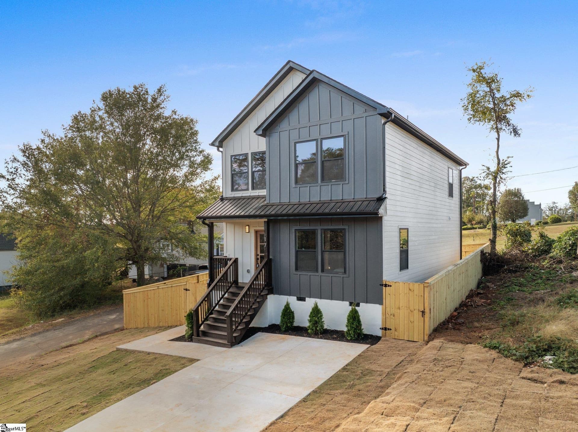 Property image 2 at 17 Hartsell Street, Greenville, SC 29601