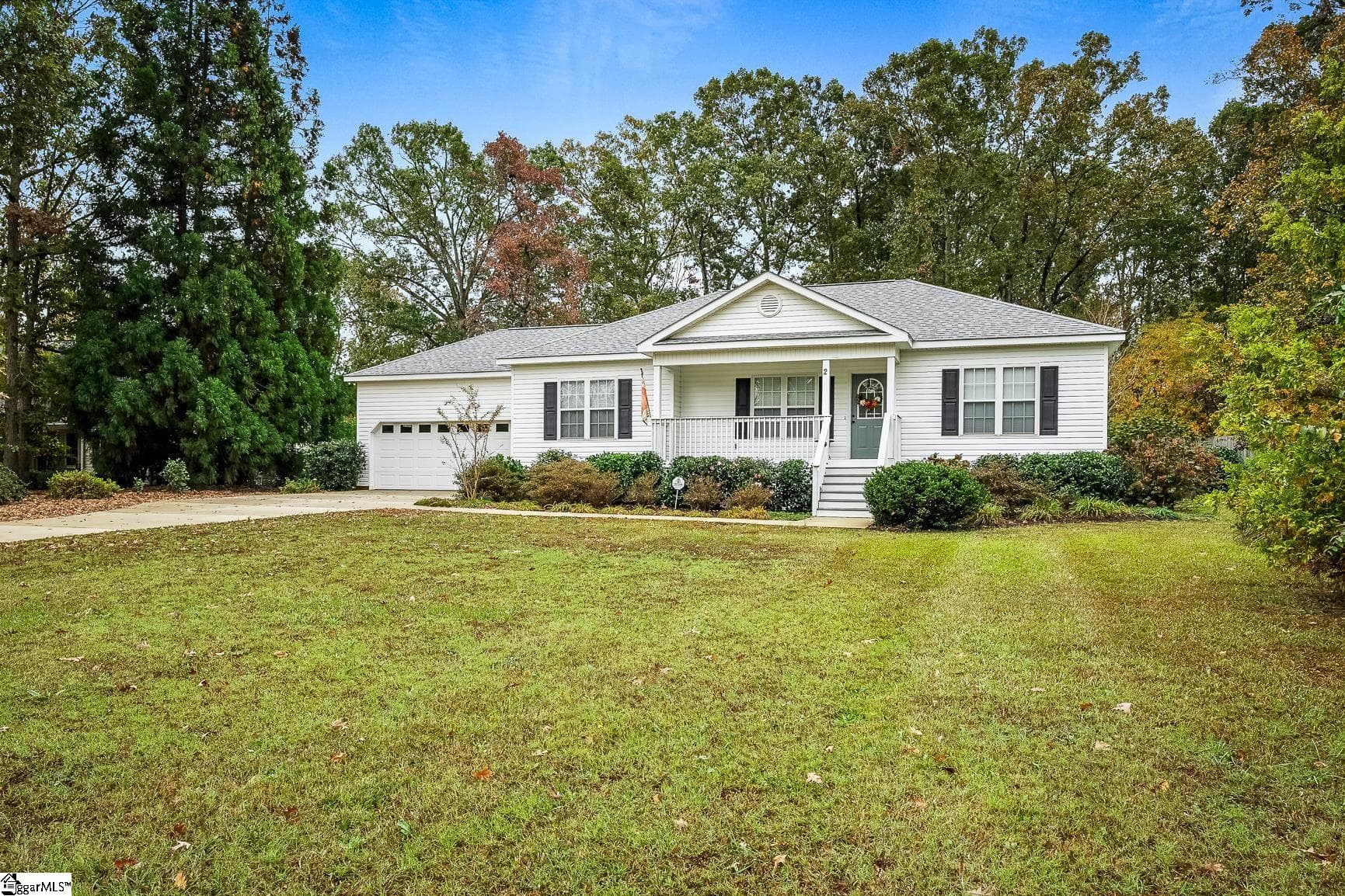 Property image 2 at 2 Wooded Glenn Court, Pelzer, SC 29669