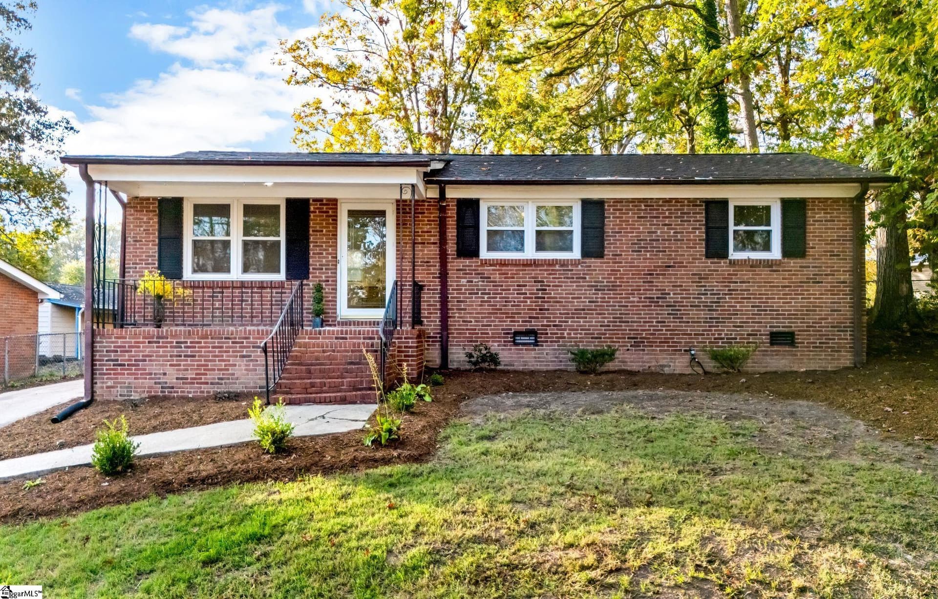Property image 2 at 5 Sutton Drive, Taylors, SC 29687