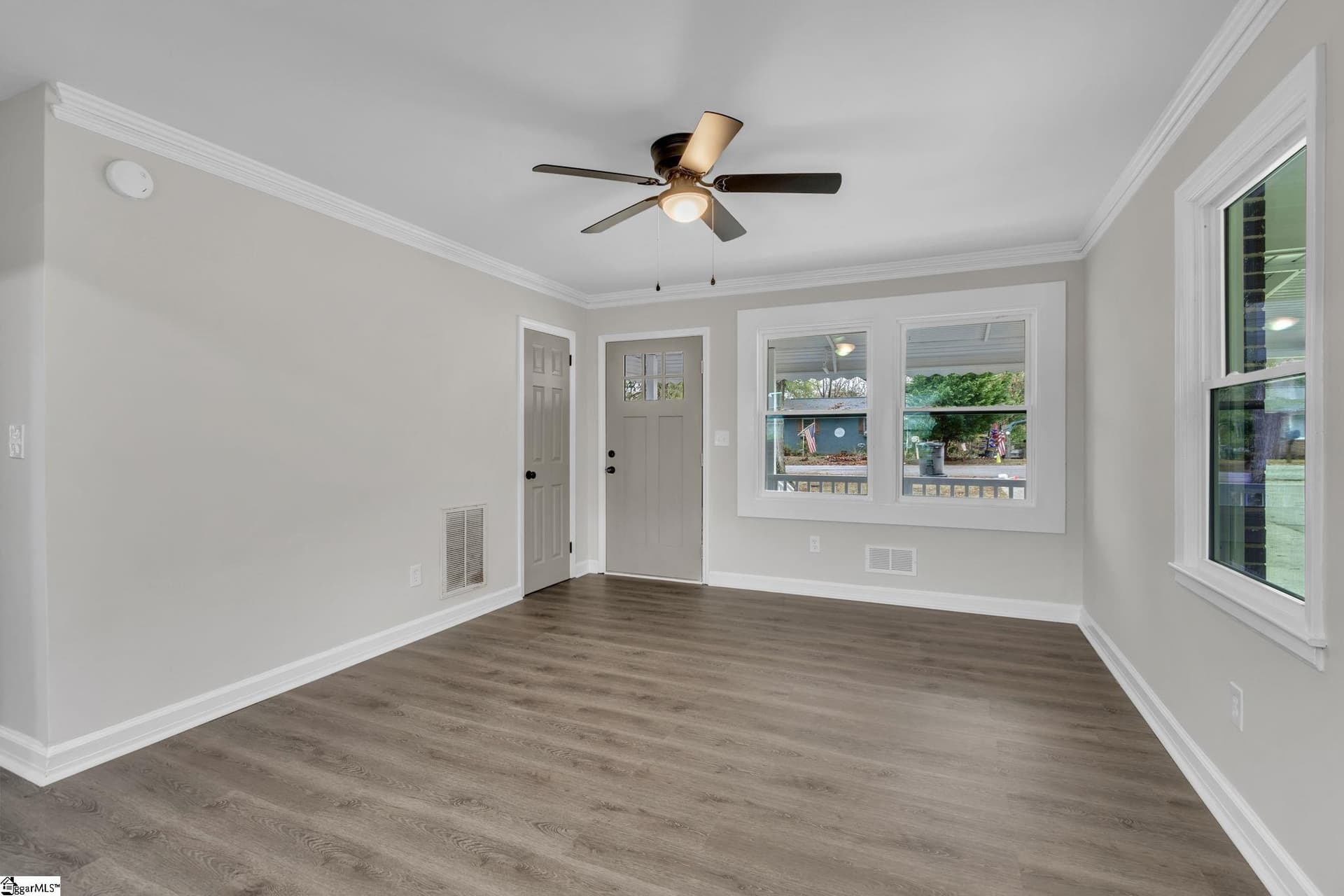 Property image 4 at 208 Derwood Circle, Greenville, SC 29617