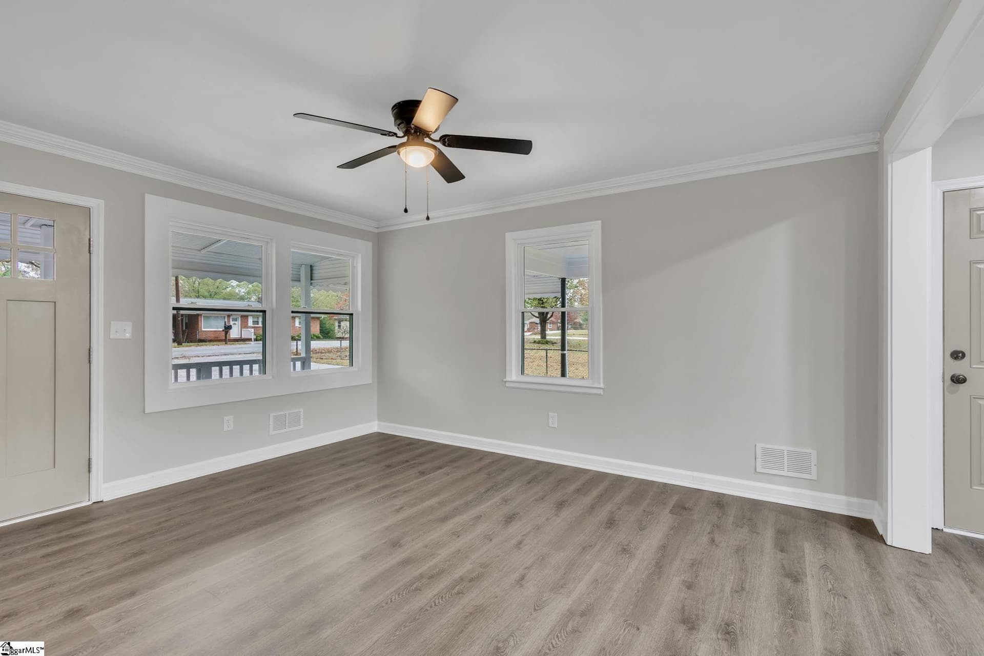 Property image 5 at 208 Derwood Circle, Greenville, SC 29617
