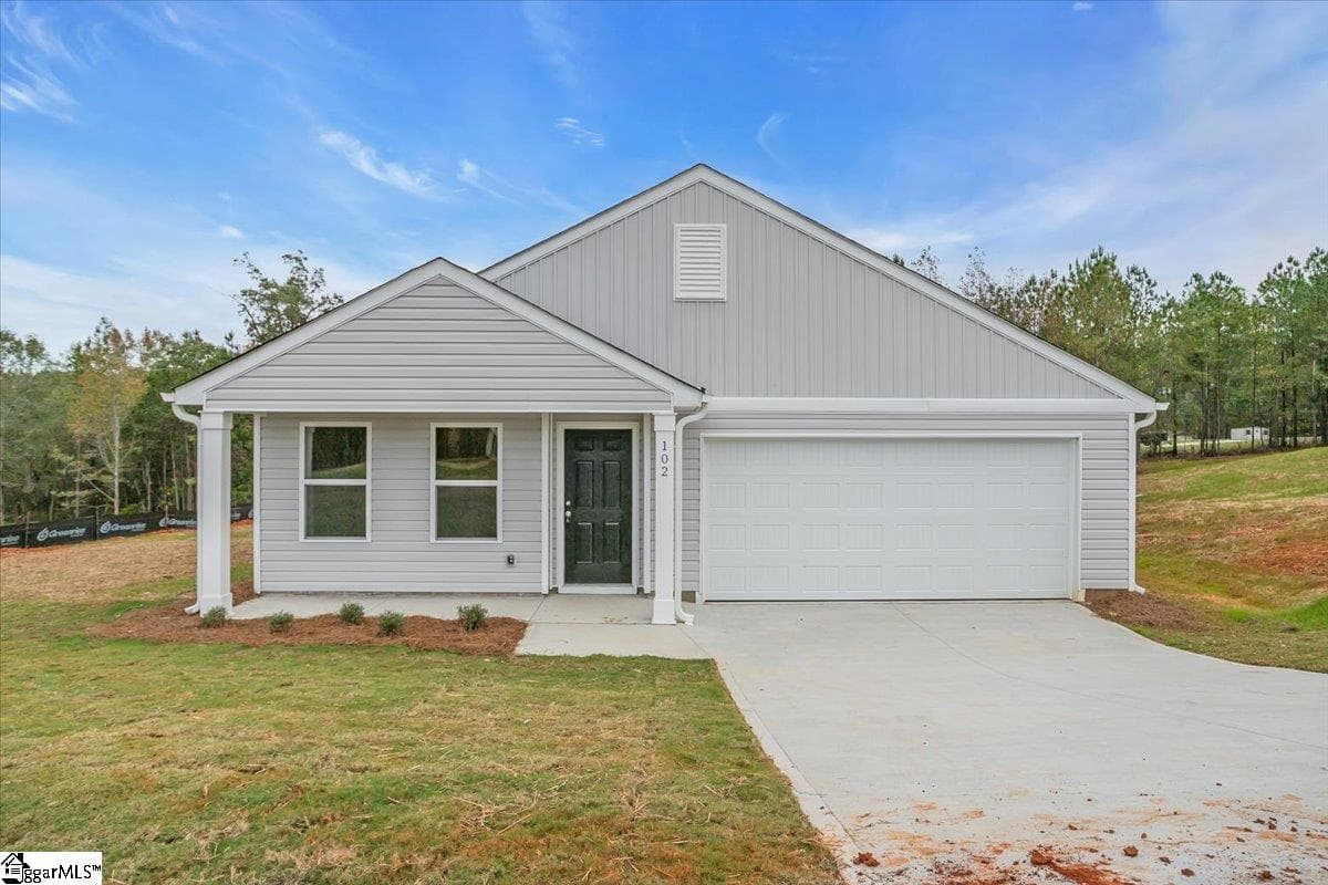 Property image 2 at 102 Alpine Height Court, Anderson, SC 29625