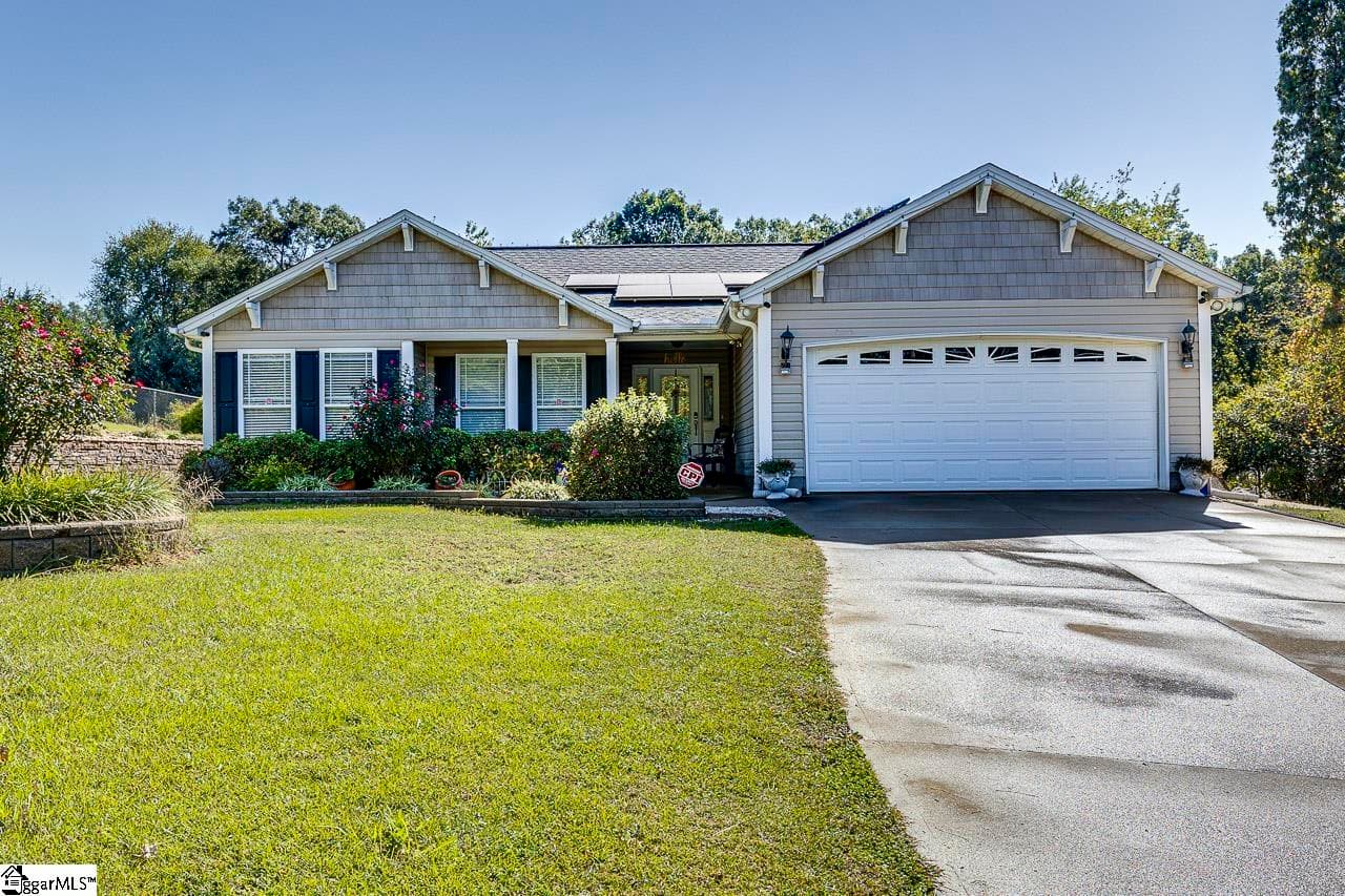 Property image 1 at 140 Colonial Drive, Greer, SC 29651