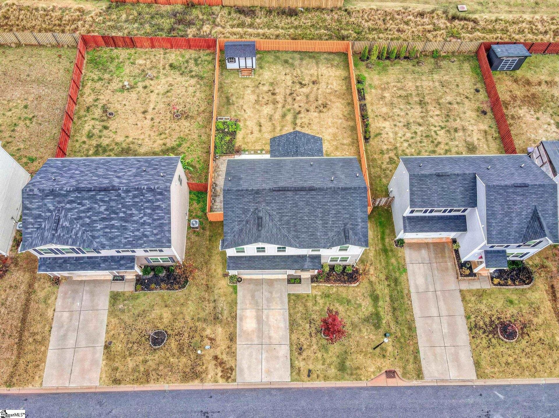 Property image 2 at 10 Wedgemere Drive, Greenville, SC 29605