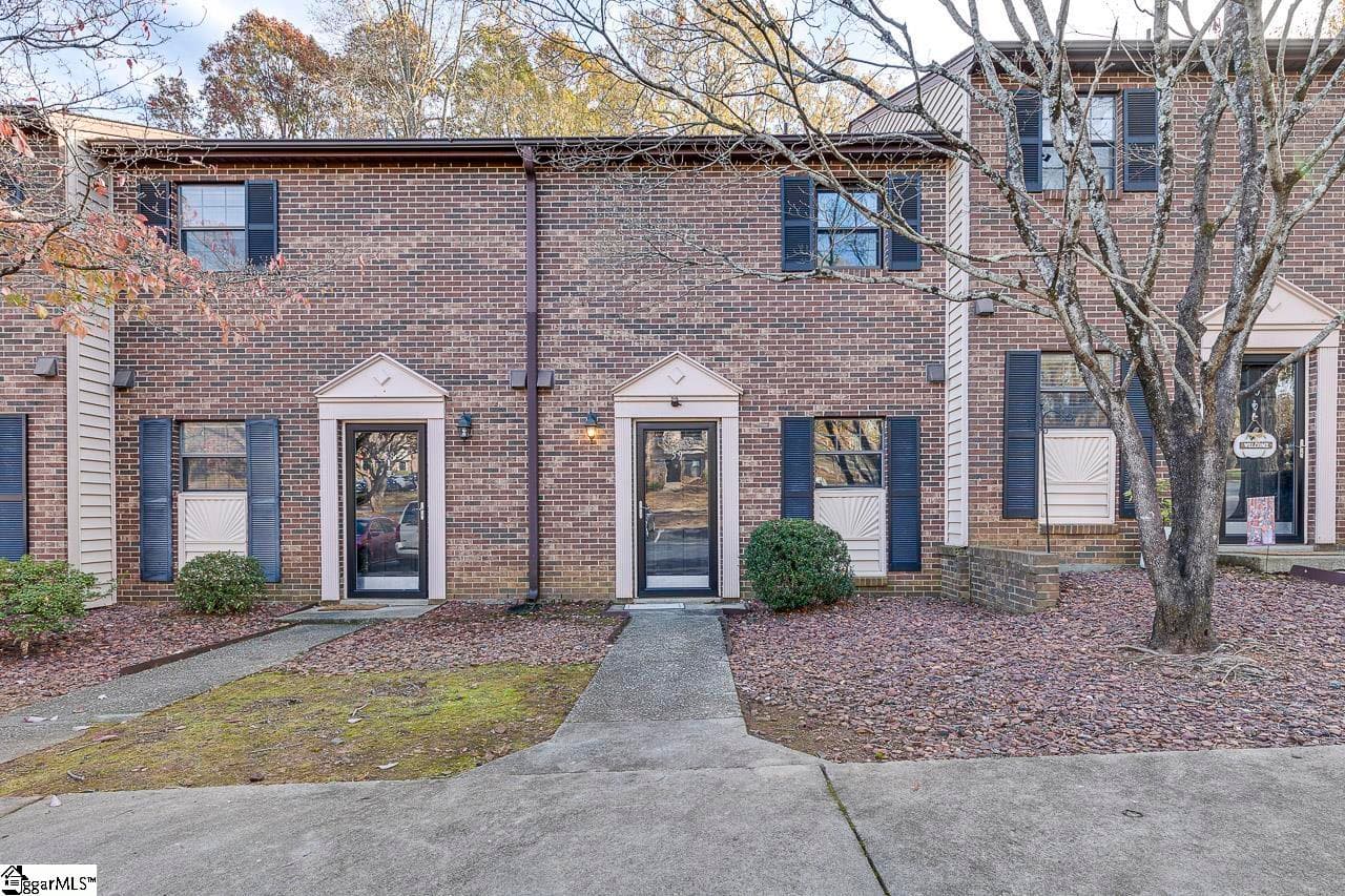 Property image 1 at 812 Reid School Road, Taylors, SC 29687