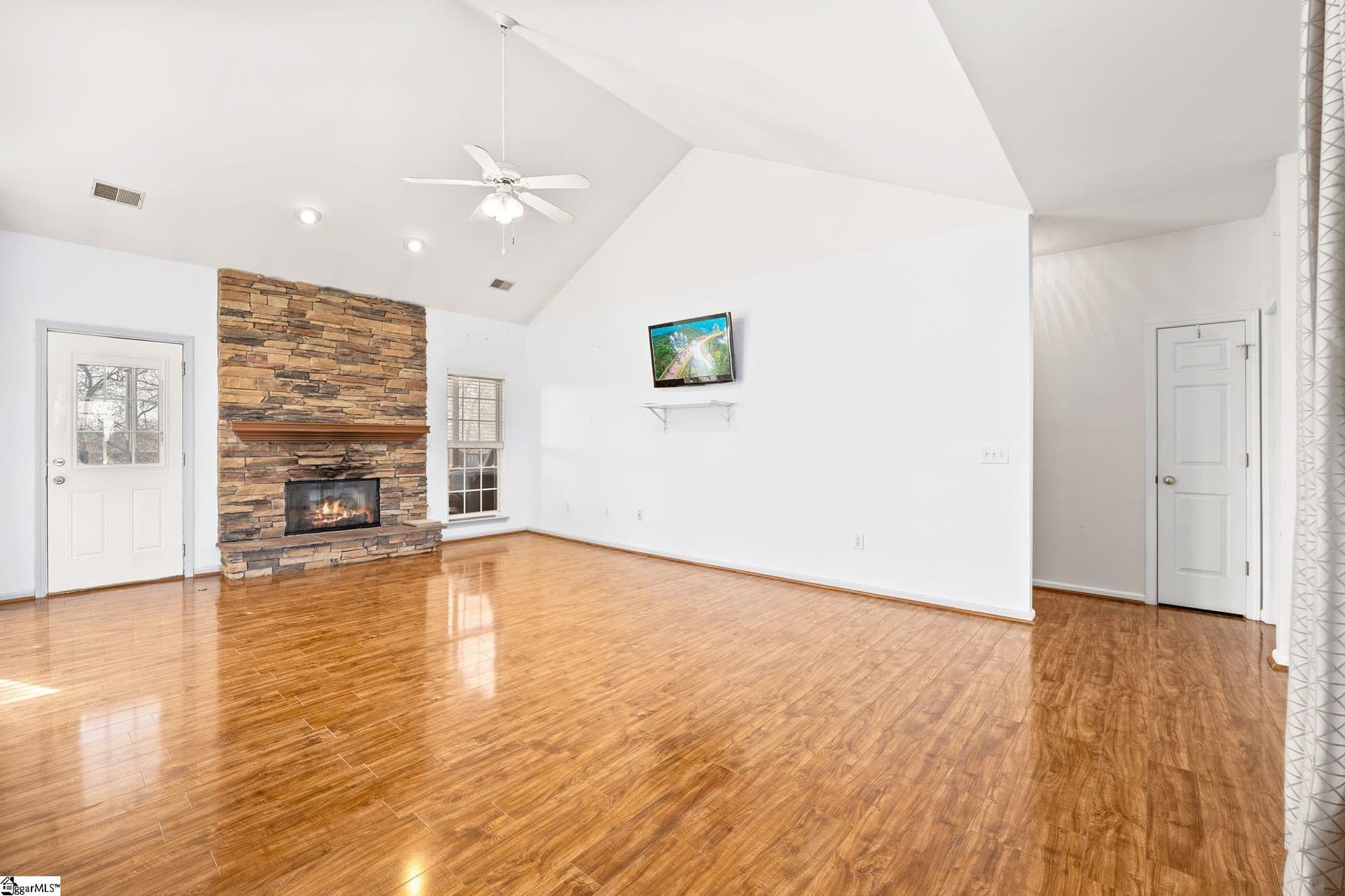 Property image 5 at 401 Walkingstick Way, Simpsonville, SC 29680