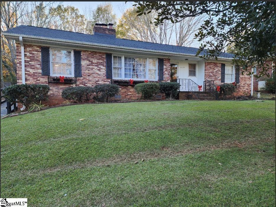 Magnolia Acres, Greenville Community