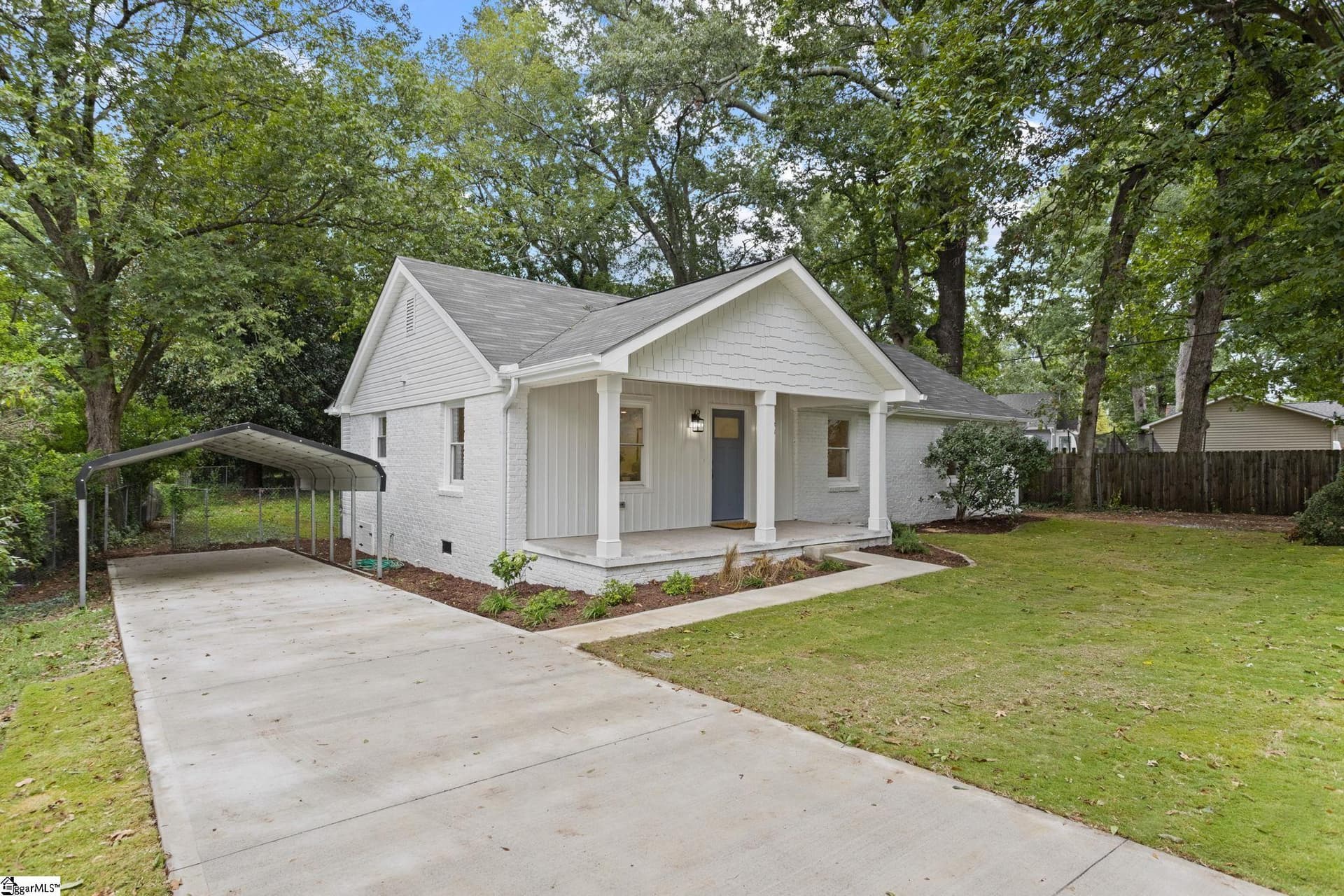 Property image 2 at 707 Don Drive, Greenville, SC 29607