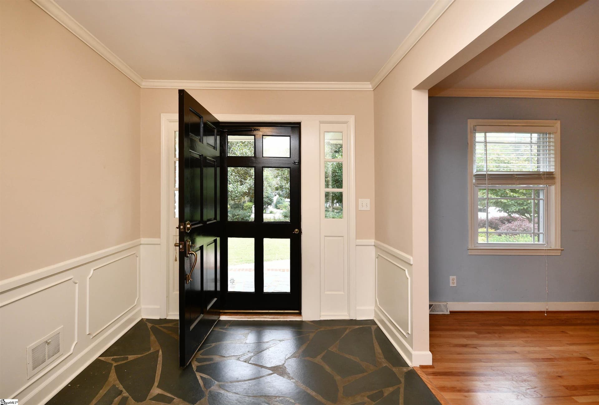 Property image 5 at 1119 Edwards Road, Greenville, SC 29615