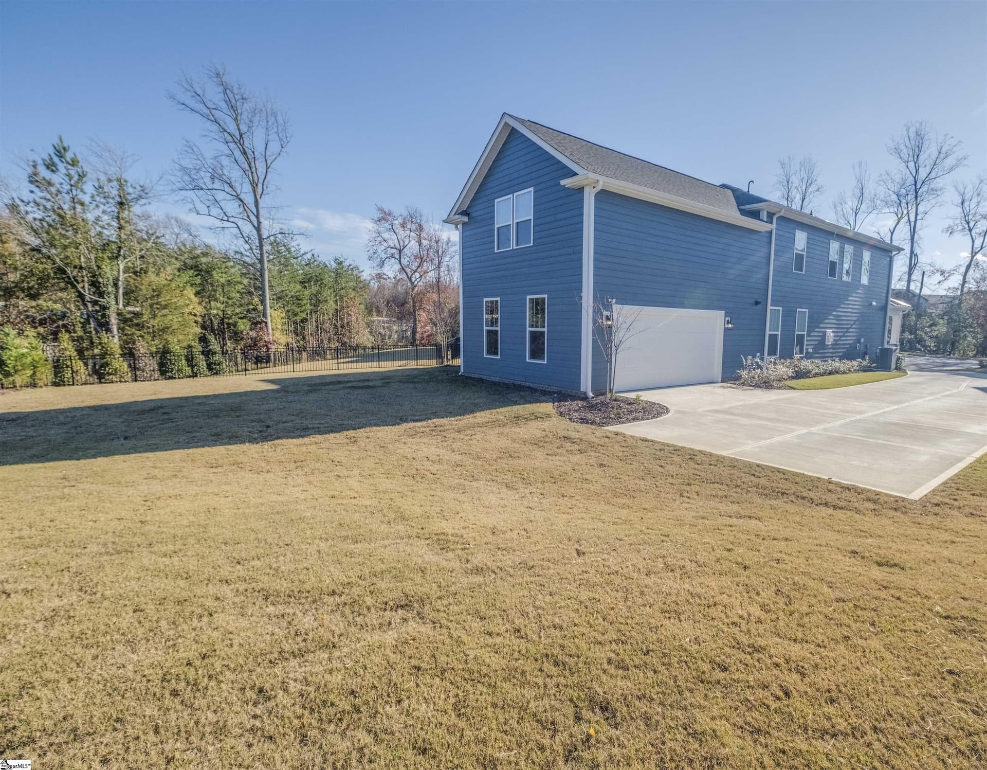 Property image 4 at 107 Elmsley Road, Greenville, SC 29607