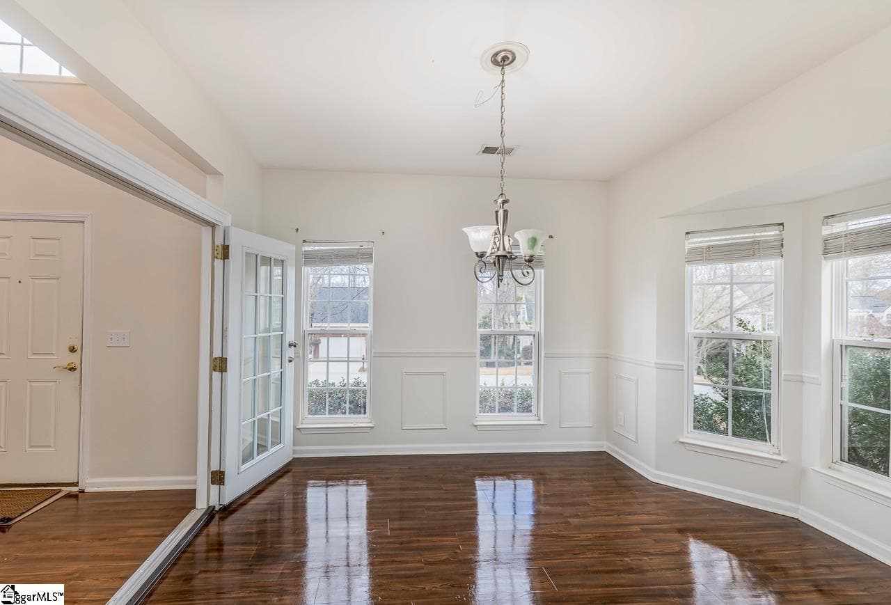 Property image 4 at 153 White Bark Way, Taylors, SC 29687