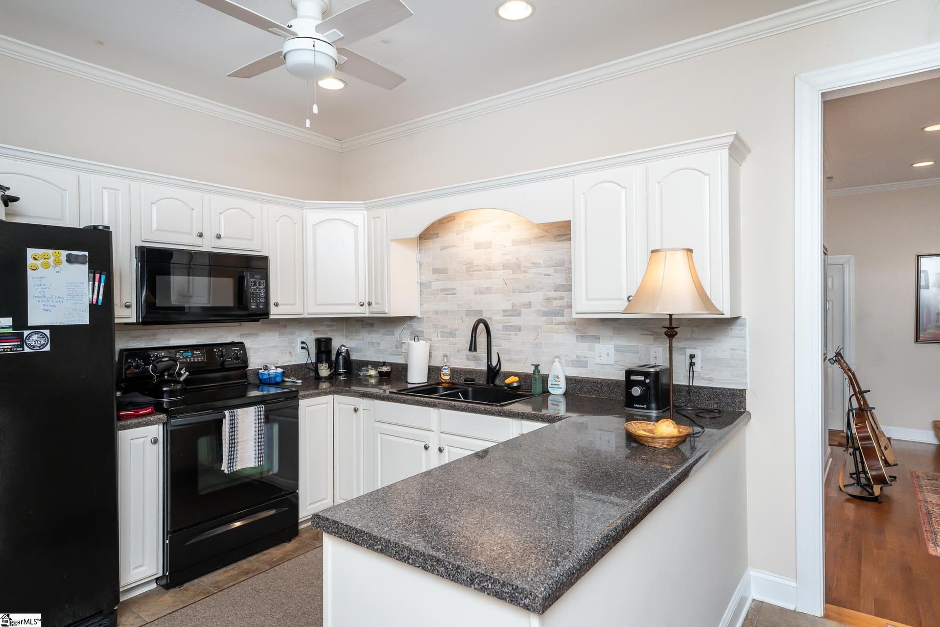Property image 4 at 220 Bay Ridge Drive, Townville, SC 29689
