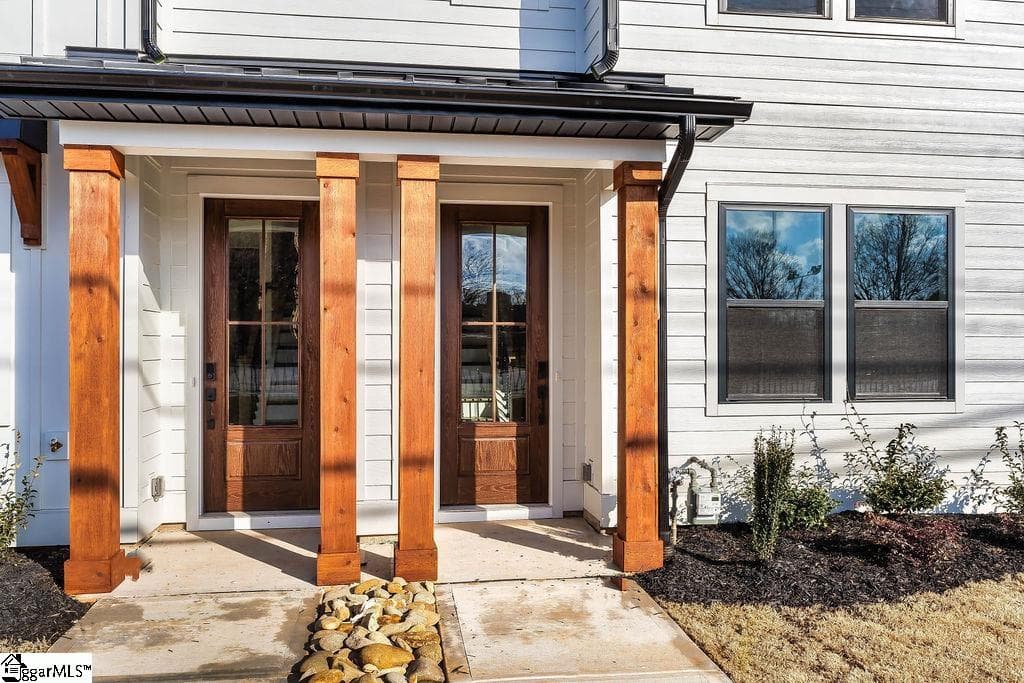 Property image 4 at 1196 North Pleasantburg Drive, Greenville, SC 28607