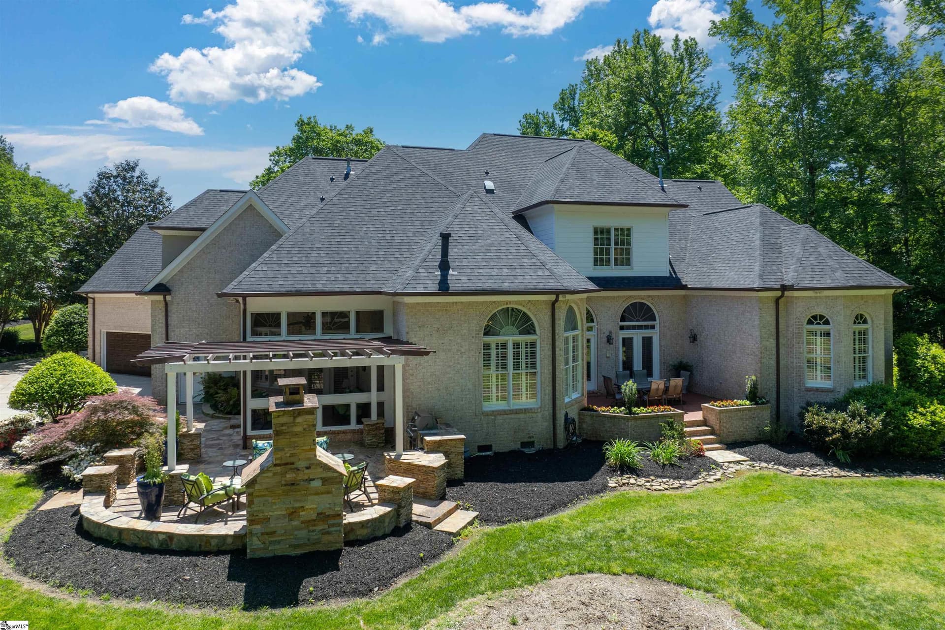 Property image 3 at 6 White Crescent Lane, Simpsonville, SC 29681