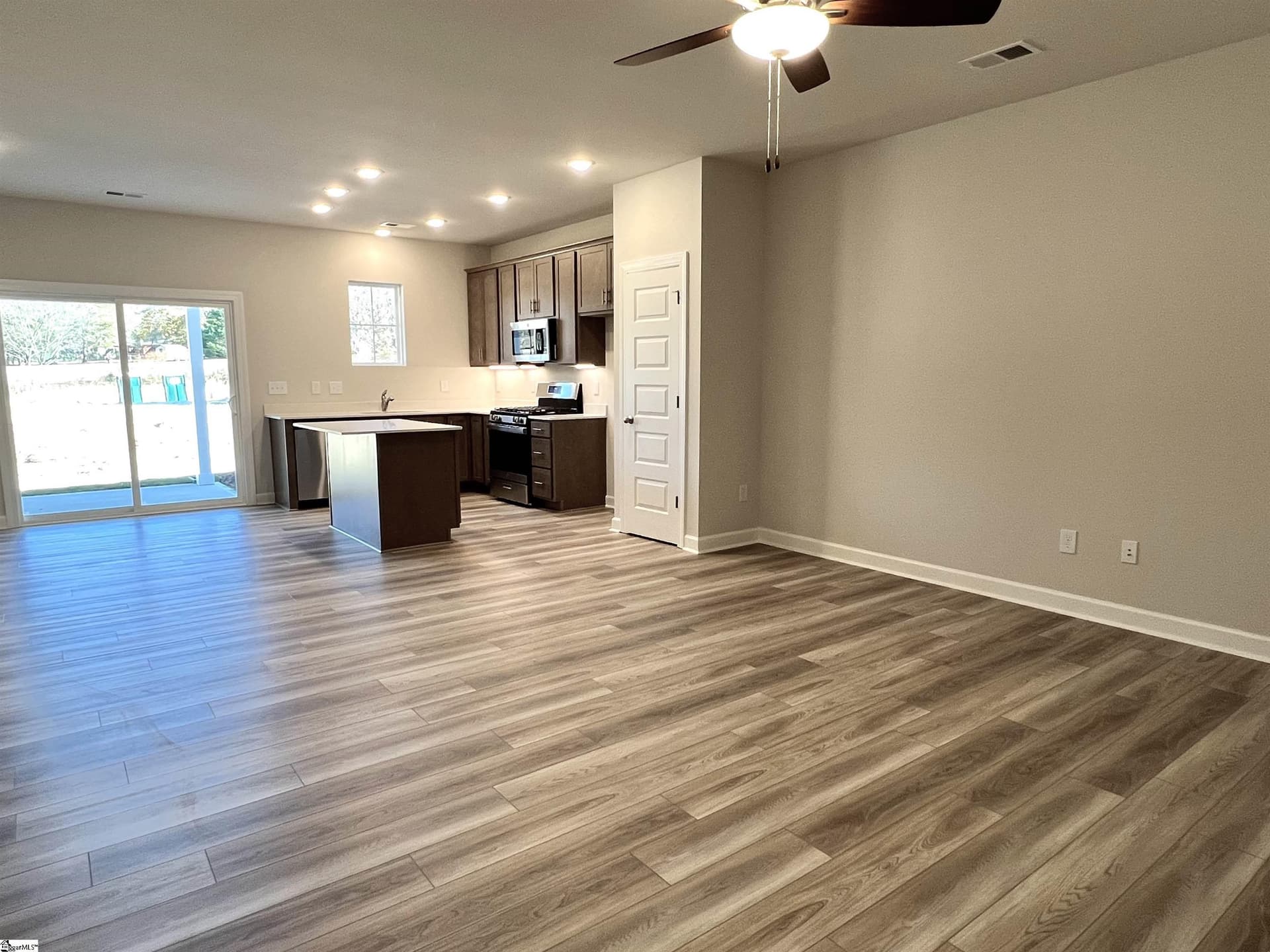 Property image 3 at 128 Callen Drive, Greenville, SC 29607