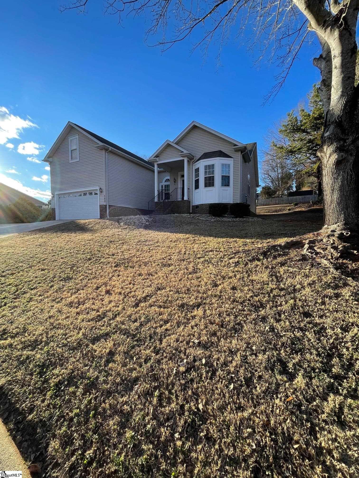 Property image 2 at 102 Poplar Springs Drive, Mauldin, SC 29662