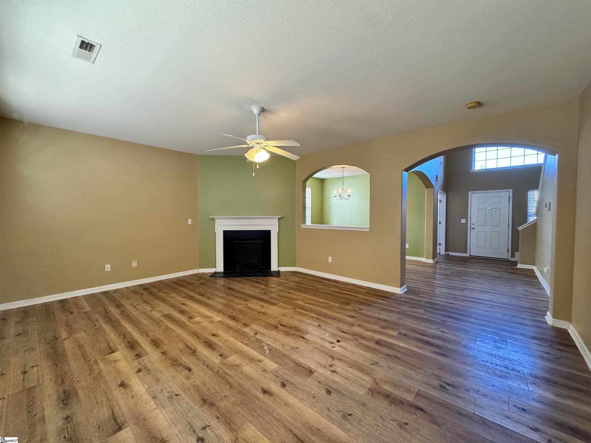 Property image 2 at 18 Old Tree Court, Simpsonville, SC 29681