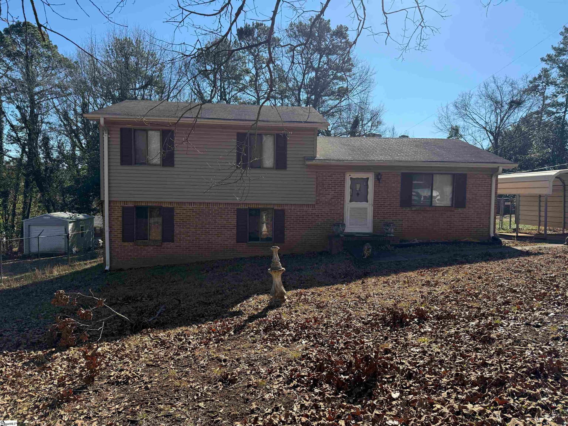Property image 1 at 12 Milford Lane, Greenville, SC 29605
