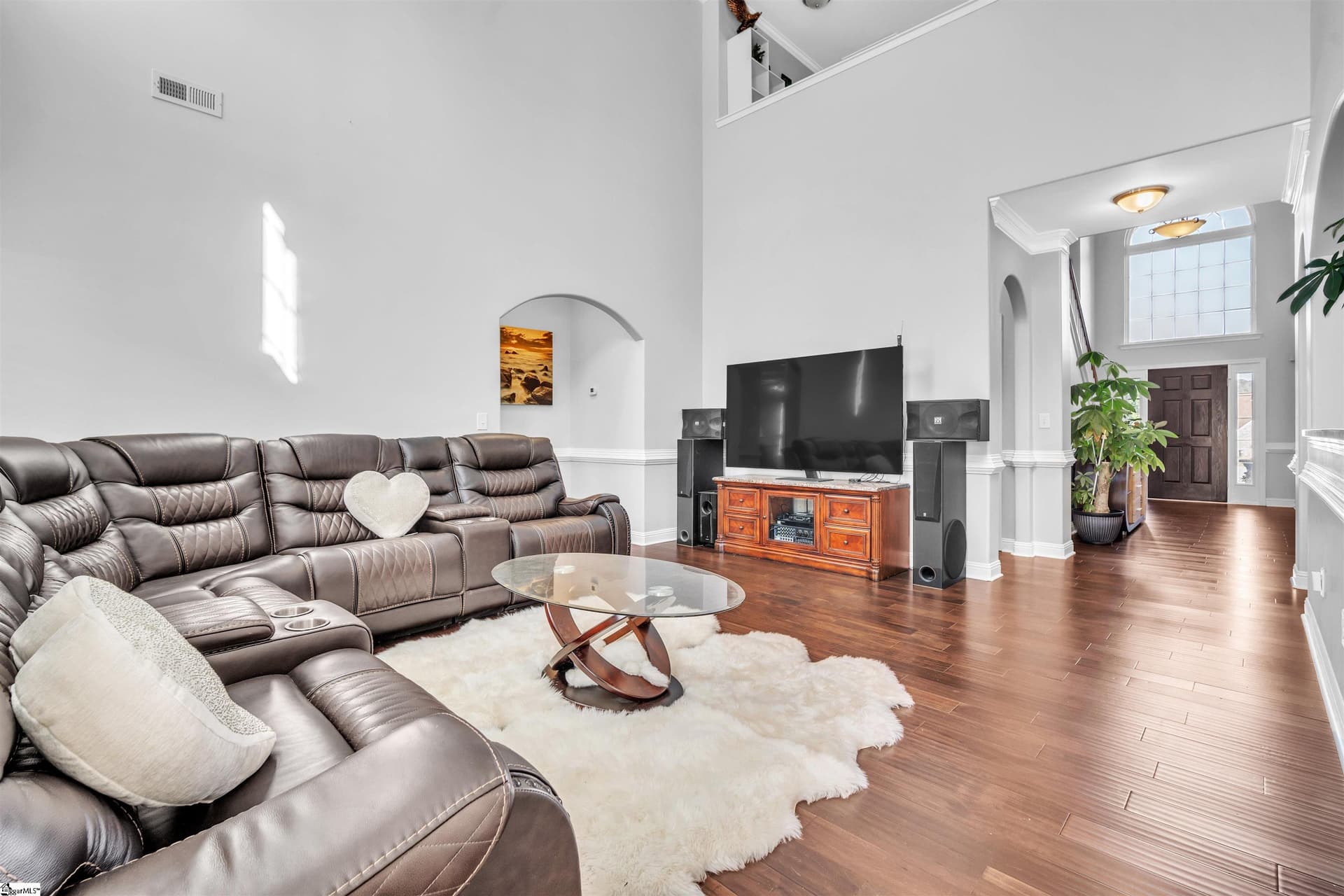 Property image 3 at 9 Plassey Lane, Greenville, SC 29609-2338