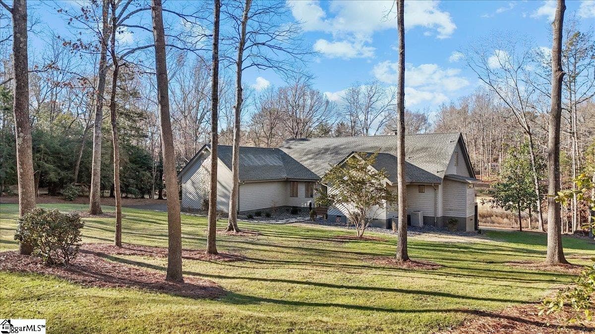 Property image 3 at 353 Twin Oaks Drive, Spartanburg, SC 29306