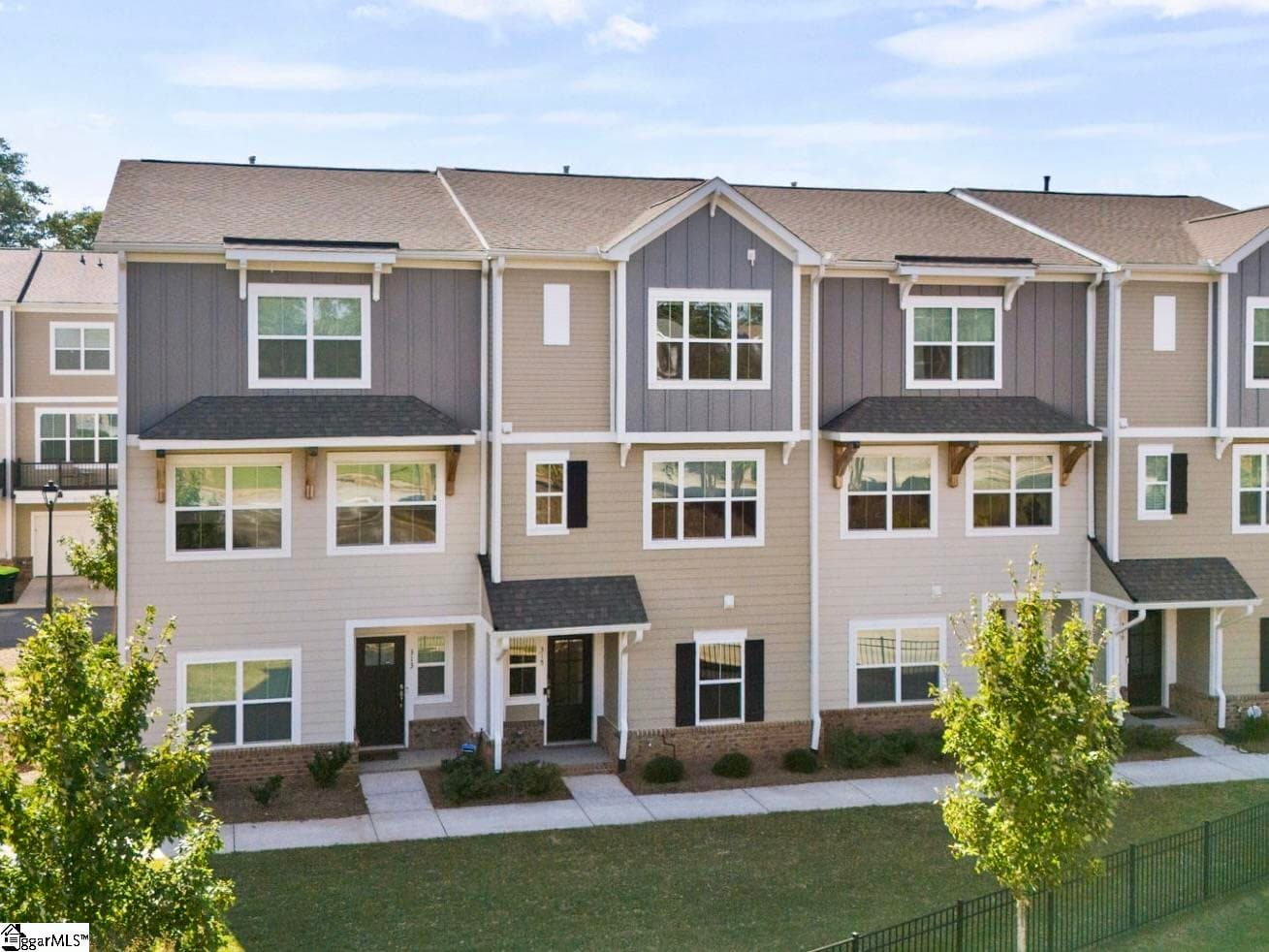 315 Pete Hollis Boulevard
