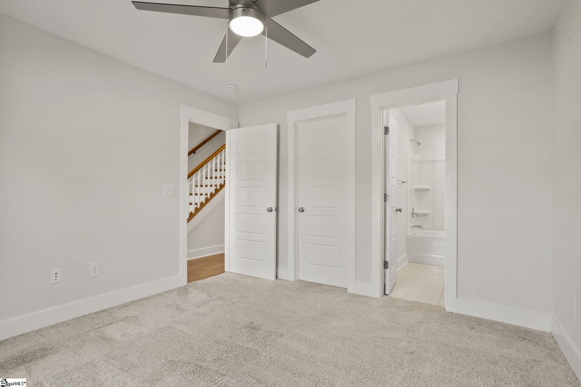 Property image 4 at 315 Pete Hollis Boulevard, Greenville, SC 29601