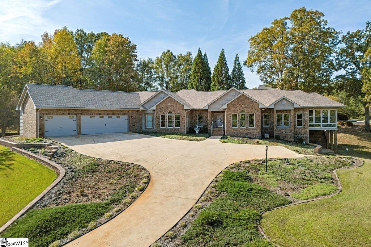 203 Eagles Landing Lane