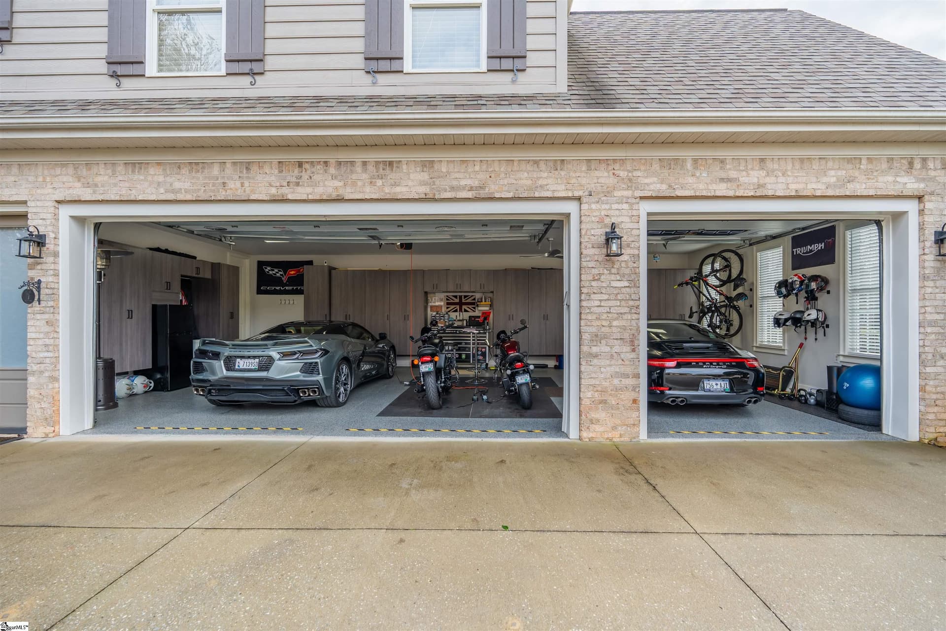 Property image 2 at 19 London Court, Greer, SC 29650
