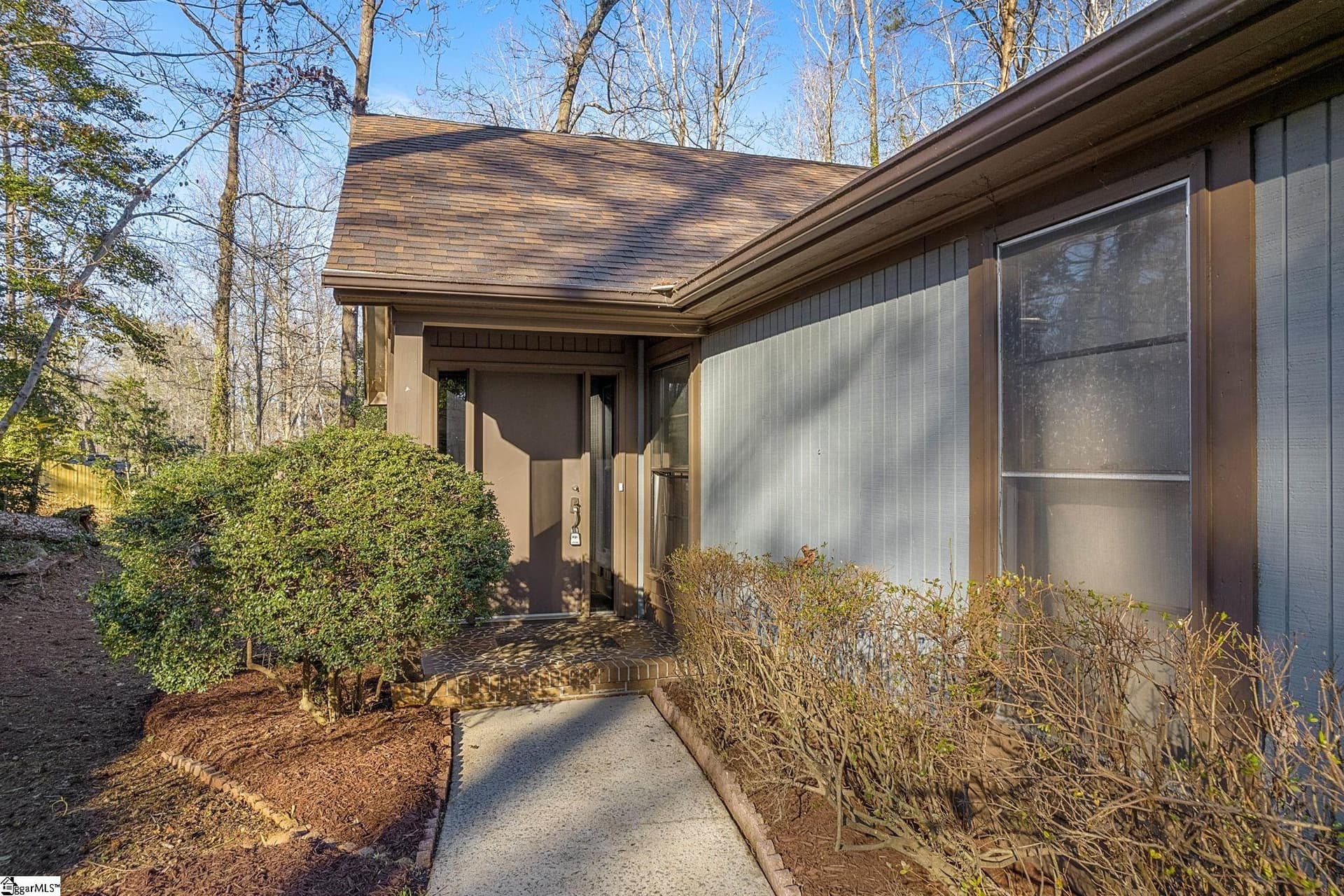 Property image 3 at 105 Oak Ridge Court, Greer, SC 29615
