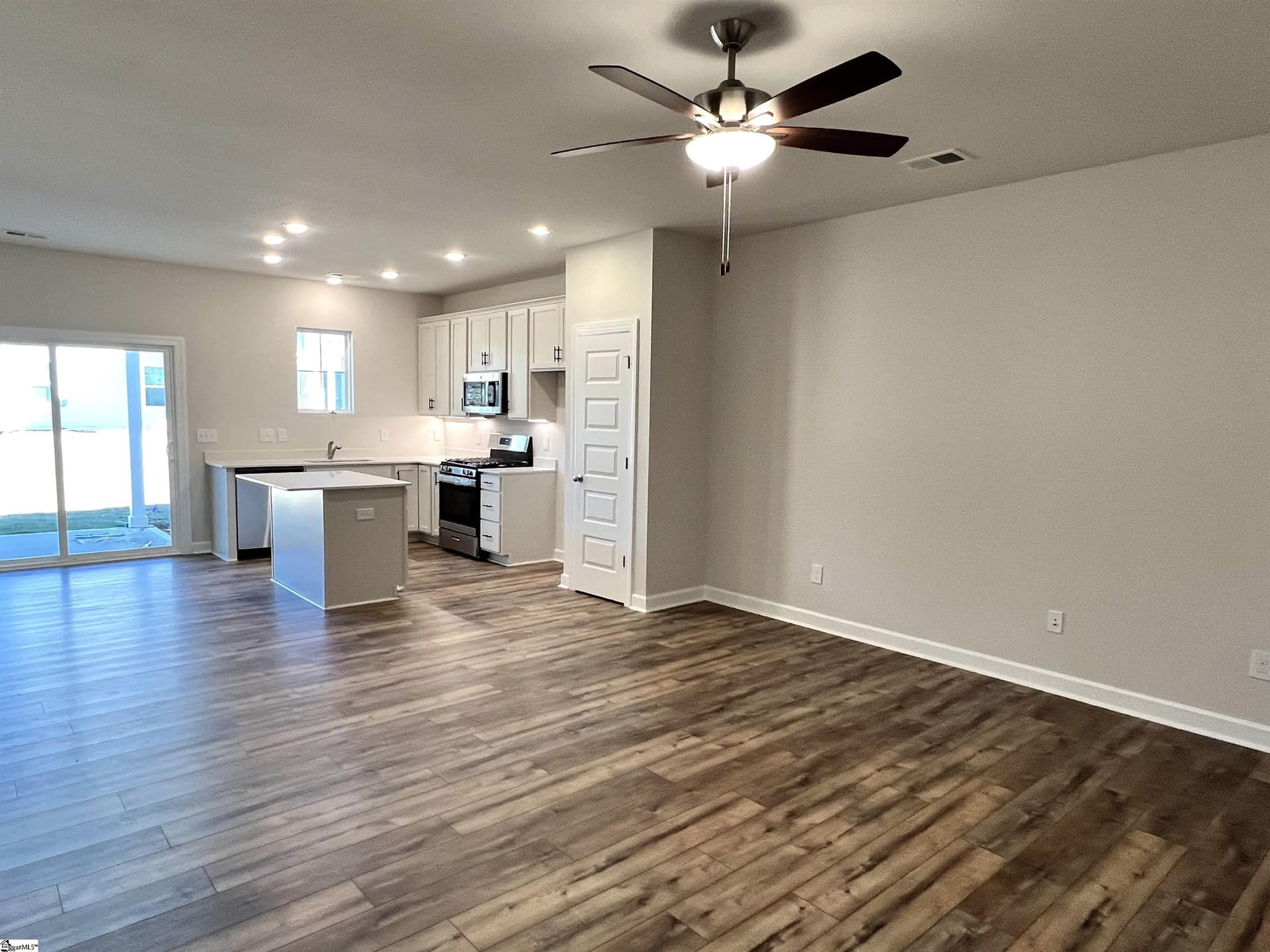 Property image 3 at 122 Callen Drive, Greenville, SC 29607