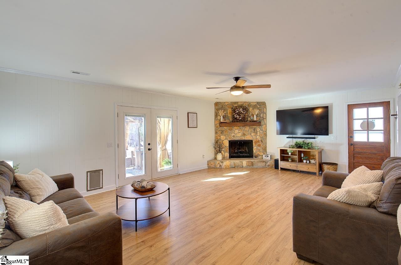 Property image 5 at 104 Dorian Drive, Simpsonville, SC 29680