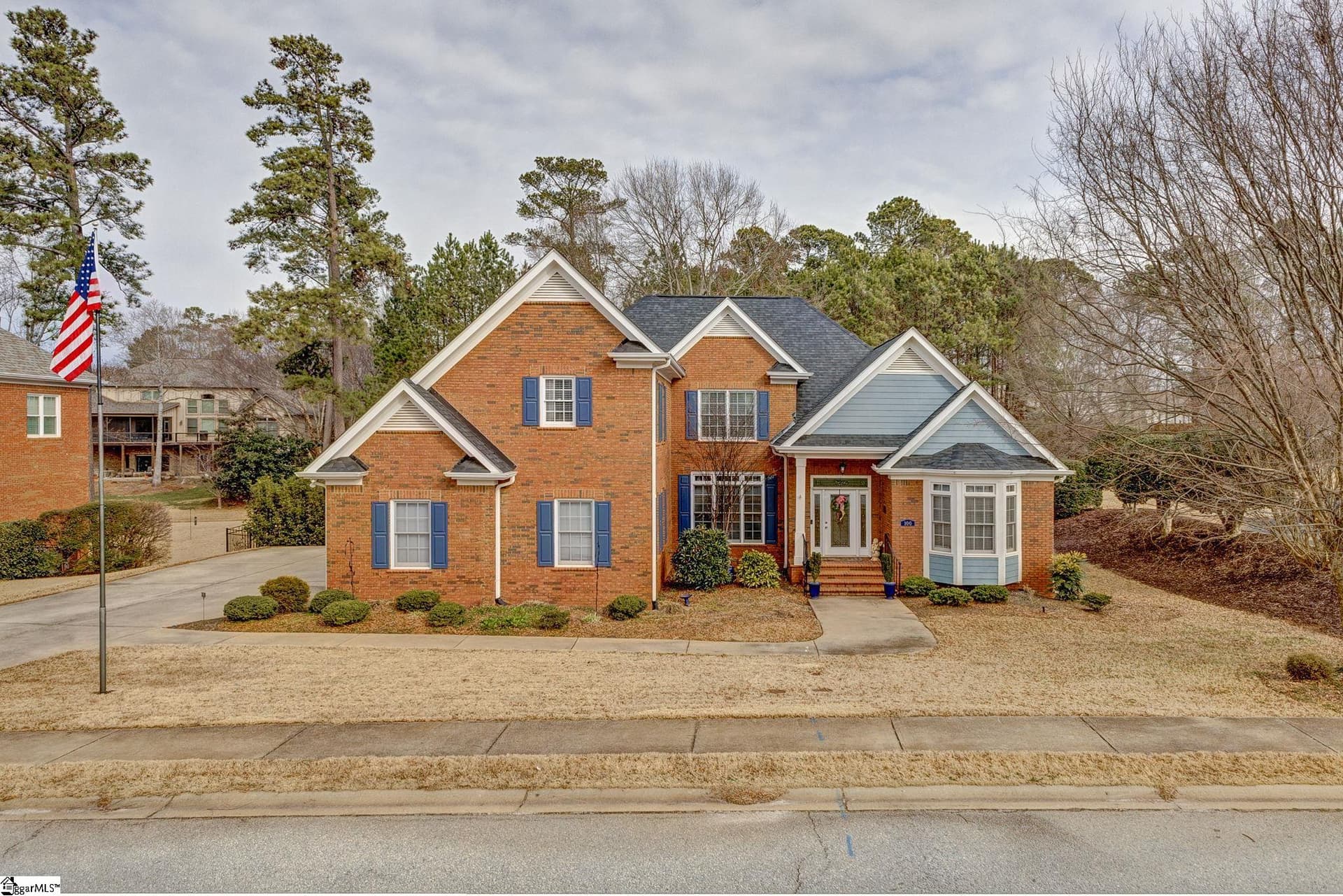 Weatherstone, Simpsonville Community