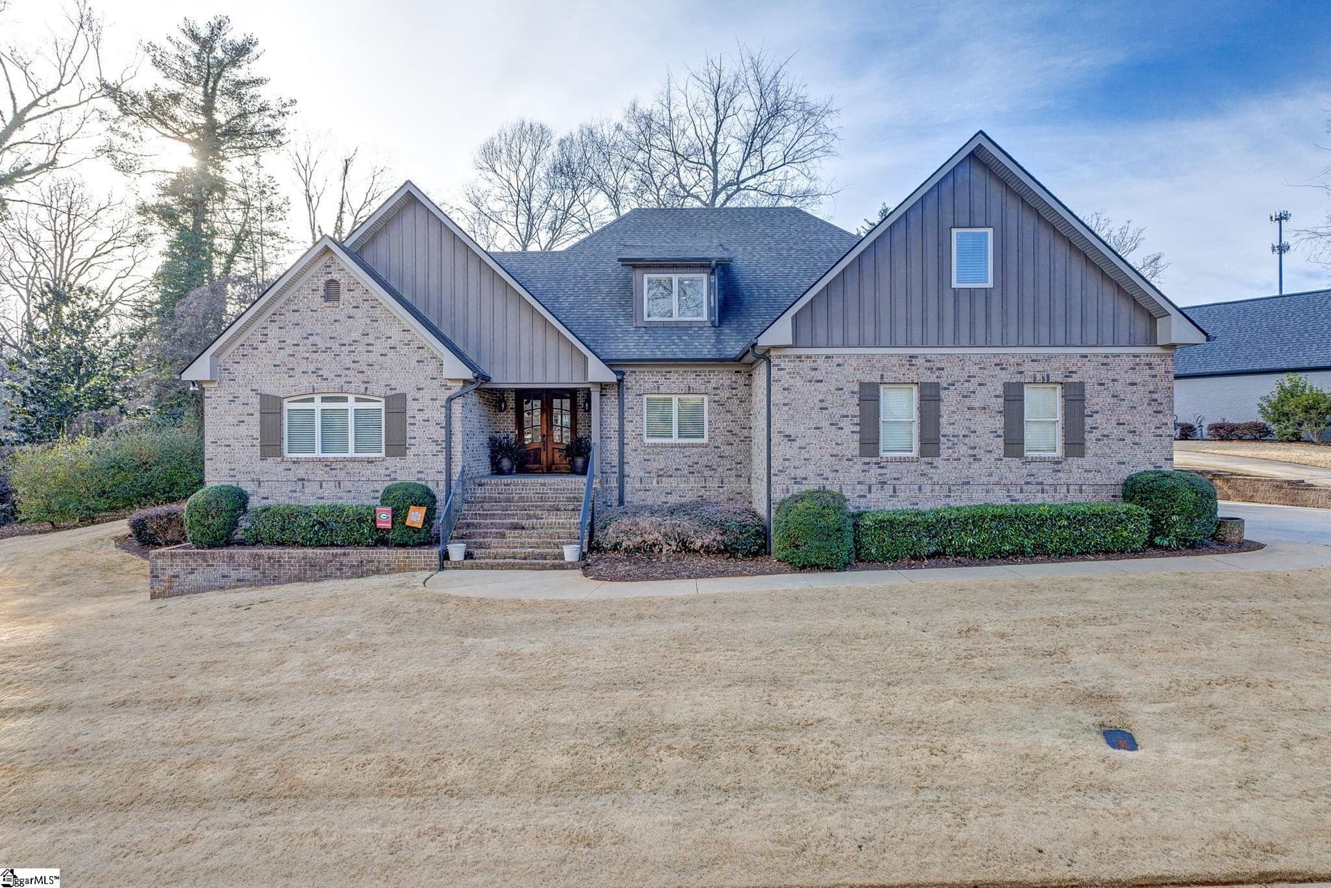 Avondale West, Greenville Community