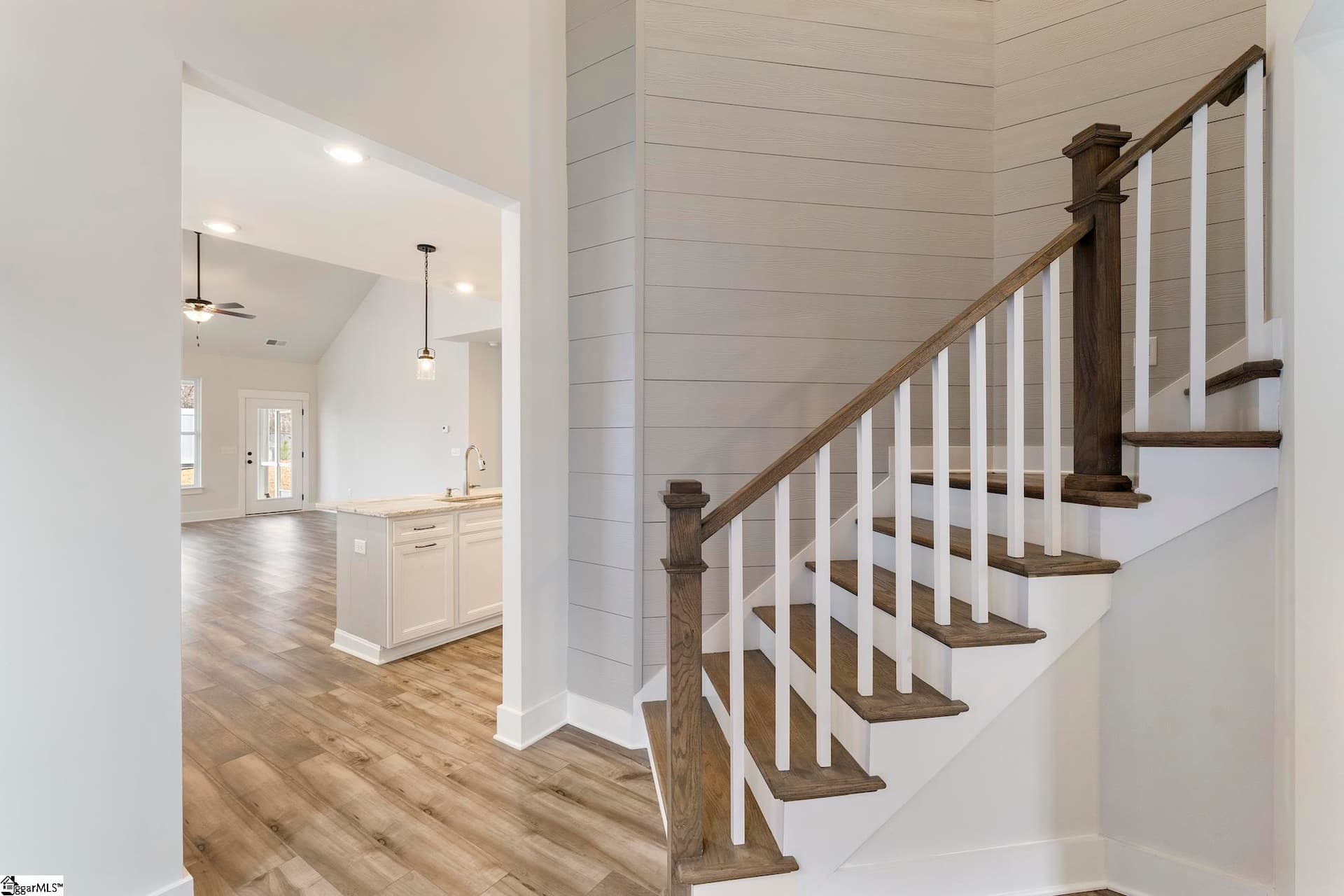 Property image 3 at 221 Rosecroft Drive, Easley, SC 29642