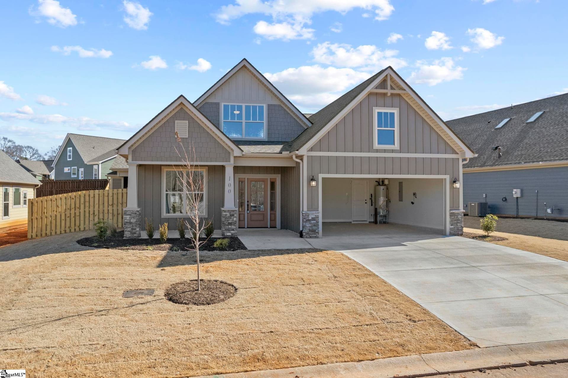 Property image 1 at 100 Ainsworth Street, Greenville, SC 29607